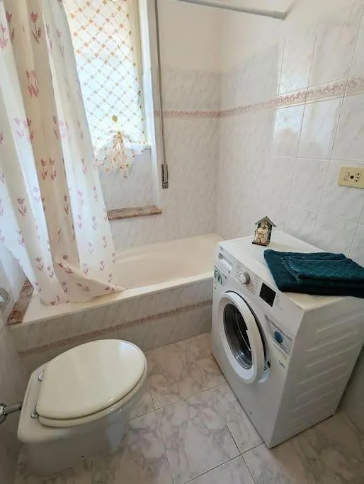 Nebida Villa Mariuccia 0*,  איטליה
